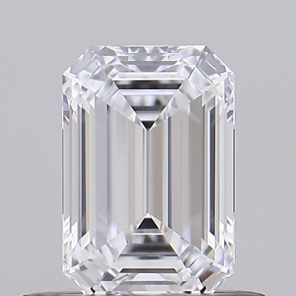 Emerald Lab-Grown Diamond image