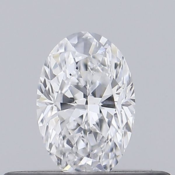 Oval Lab-Grown Diamond image