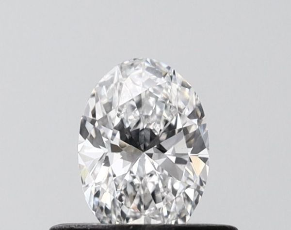 Oval Lab-Grown Diamond image