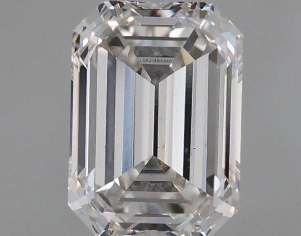 Emerald Lab-Grown Diamond image