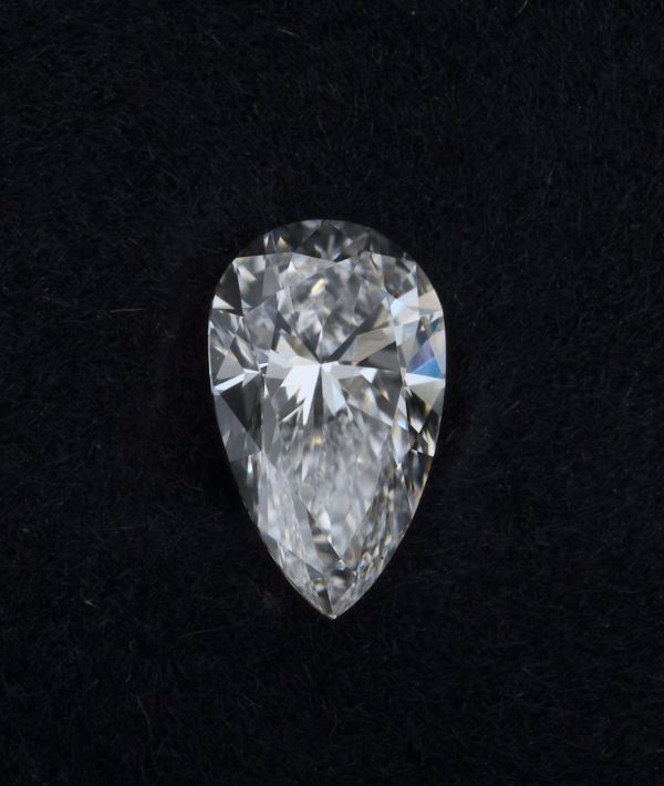 Pear Lab-Grown Diamond image