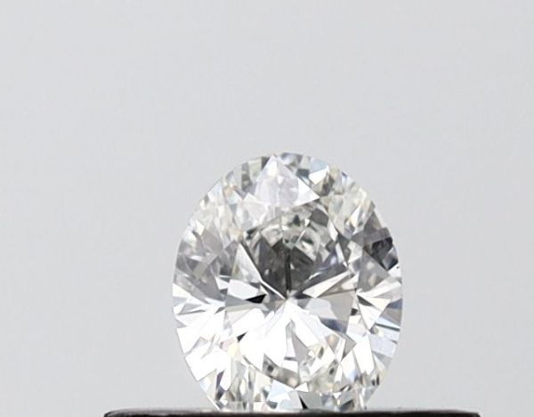 Oval Lab-Grown Diamond image