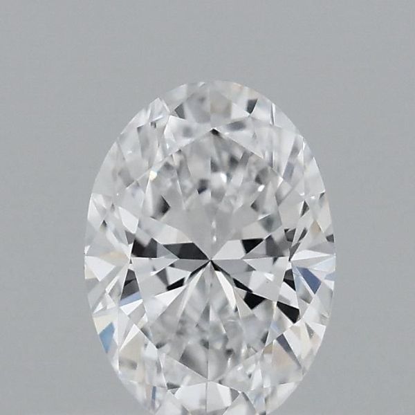 Oval Lab-Grown Diamond image