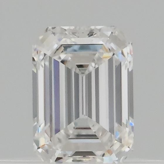 Emerald Lab-Grown Diamond image