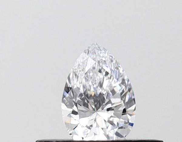 Pear Lab-Grown Diamond image