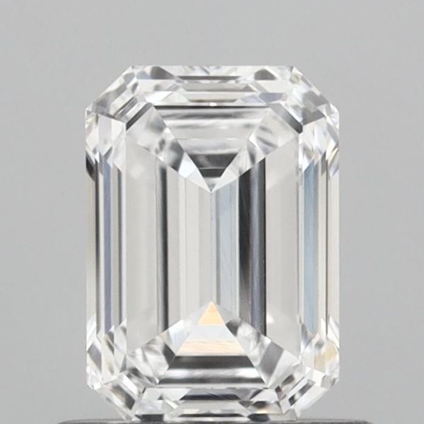 Emerald Lab-Grown Diamond image