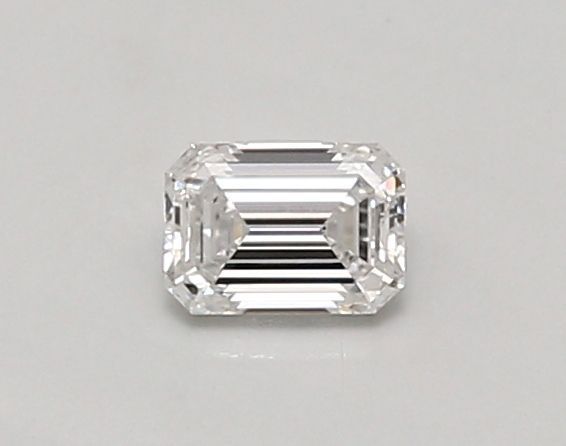 Emerald Lab-Grown Diamond image