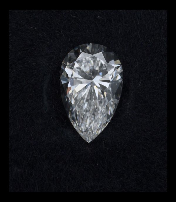 Pear Lab-Grown Diamond image