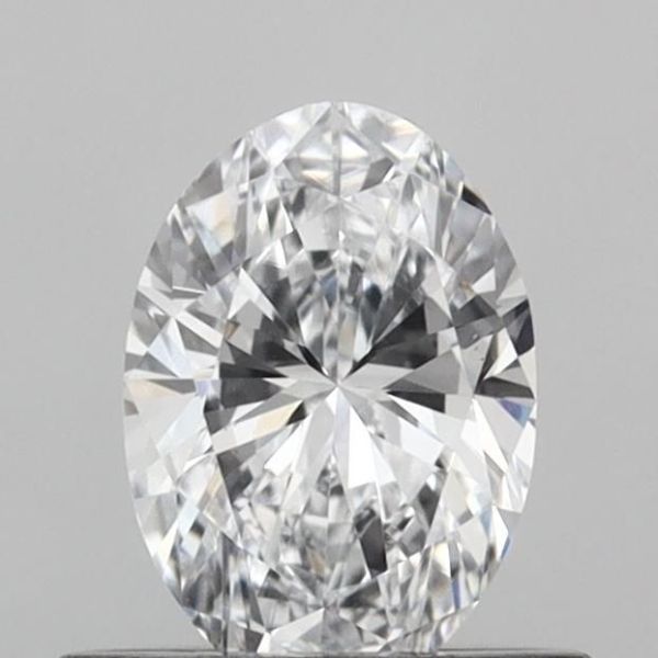 Oval Lab-Grown Diamond image