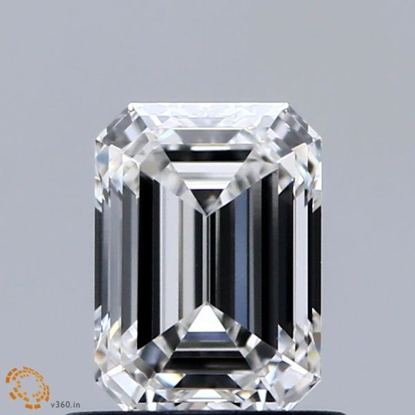 Emerald Lab-Grown Diamond image