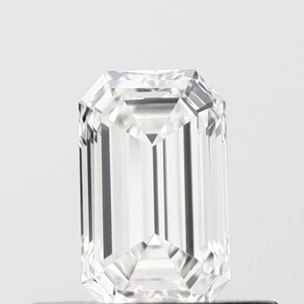 Emerald Lab-Grown Diamond image