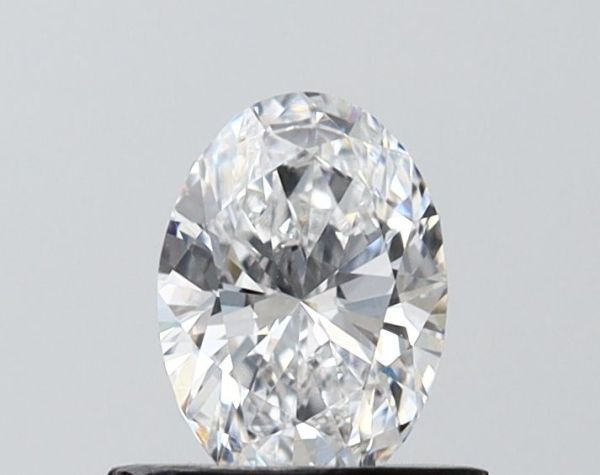 Oval Lab-Grown Diamond image
