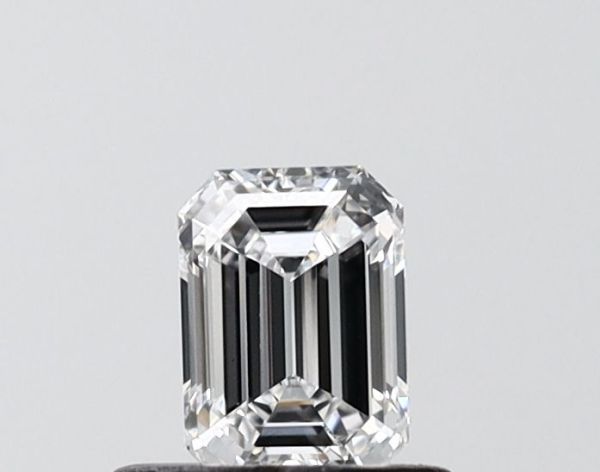 Emerald Lab-Grown Diamond image
