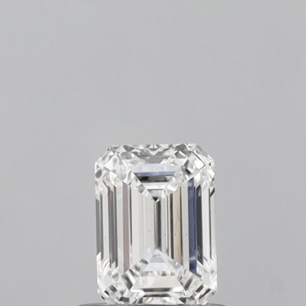 Emerald Lab-Grown Diamond image