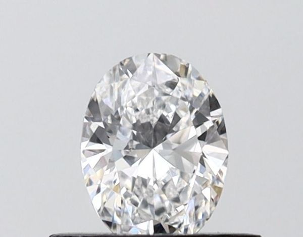Oval Lab-Grown Diamond image