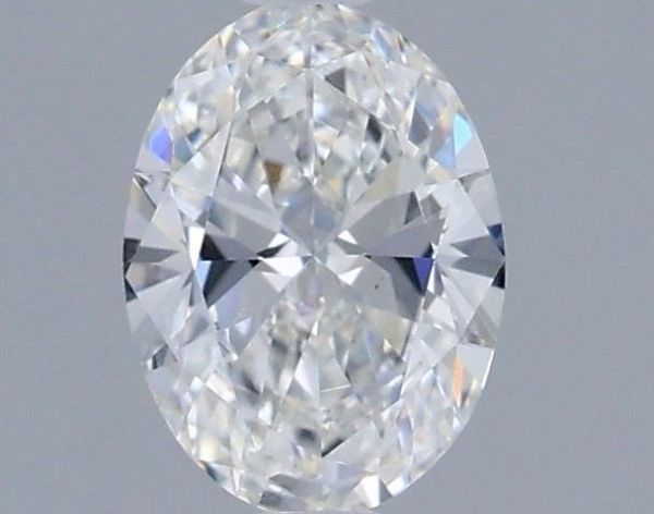 Oval Lab-Grown Diamond image