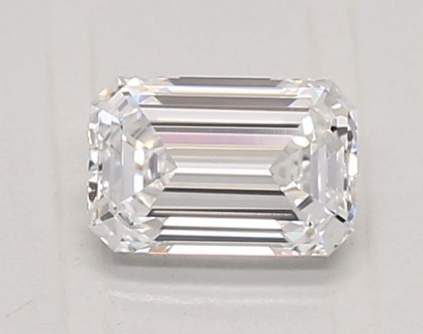 Emerald Lab-Grown Diamond image