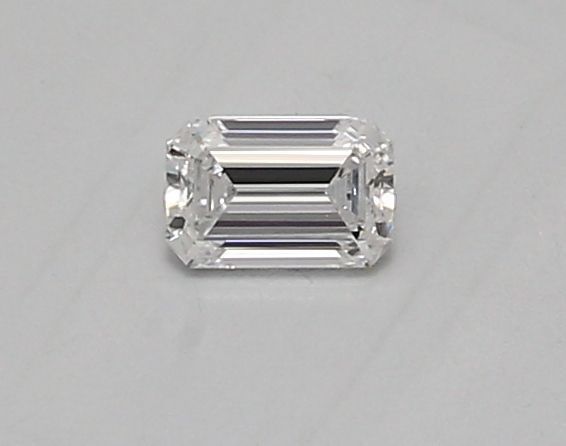 Emerald Lab-Grown Diamond image
