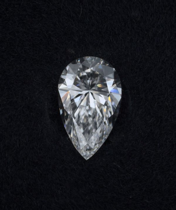 Pear Lab-Grown Diamond image