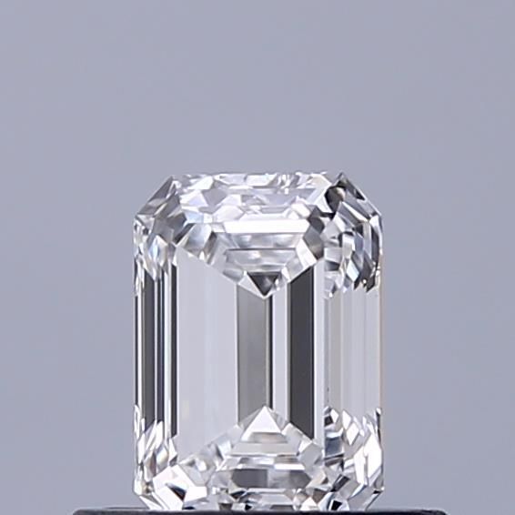 Emerald Lab-Grown Diamond image