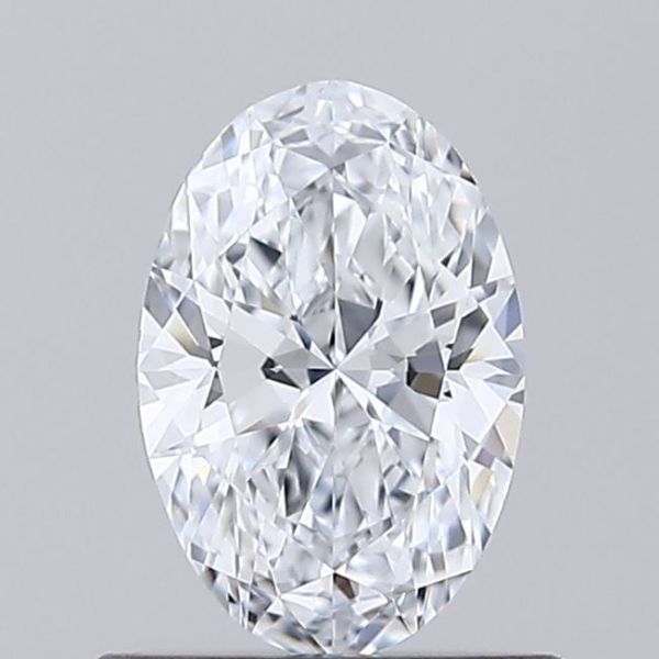 Oval Lab-Grown Diamond image