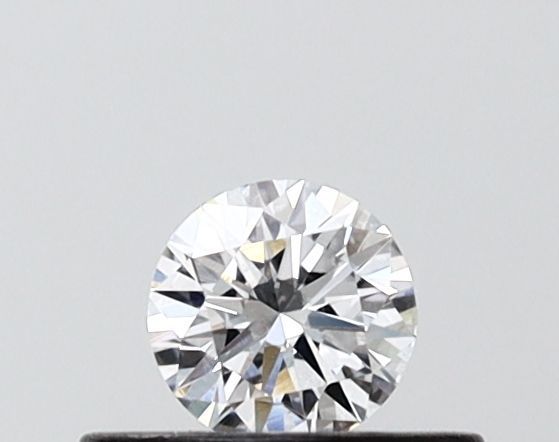Round Lab-Grown Diamond image