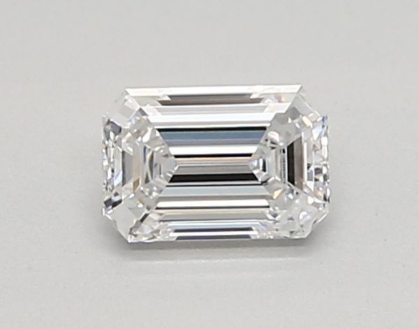 Emerald Lab-Grown Diamond image