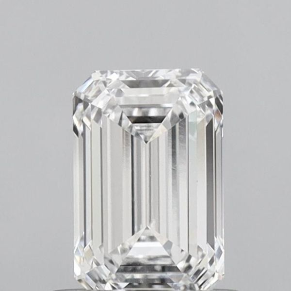 Emerald Lab-Grown Diamond image