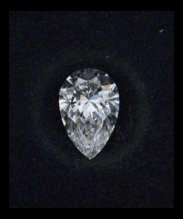 Pear Lab-Grown Diamond image
