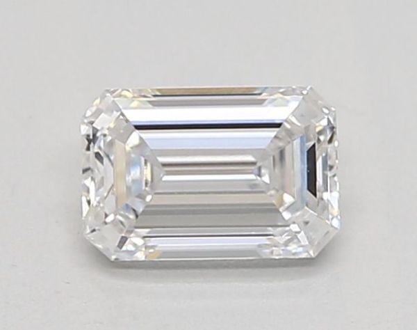 Emerald Lab-Grown Diamond image