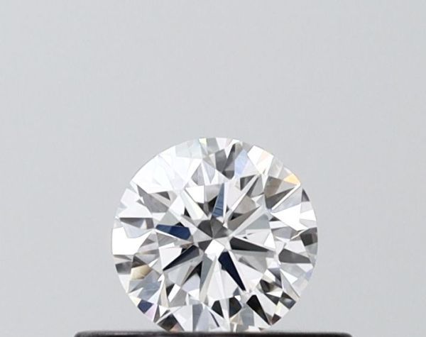 Round Lab-Grown Diamond image