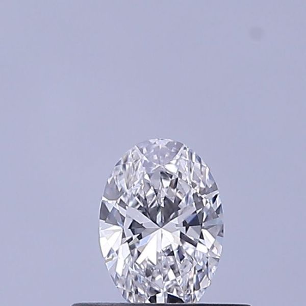 Oval Lab-Grown Diamond image