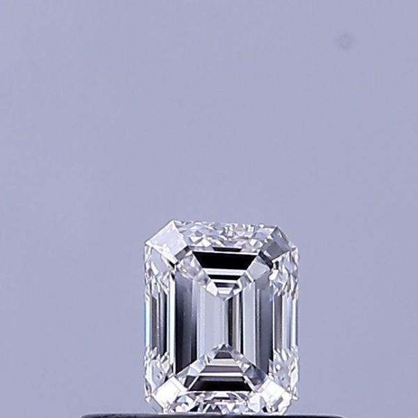 Emerald Lab-Grown Diamond image