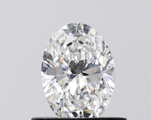 Oval Lab-Grown Diamond image