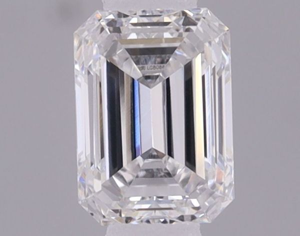 Emerald Lab-Grown Diamond image
