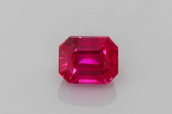 Emerald Gemstone image