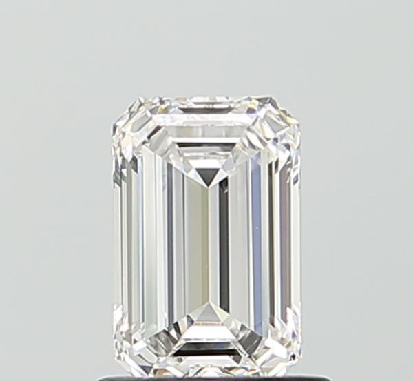 Emerald Lab-Grown Diamond image