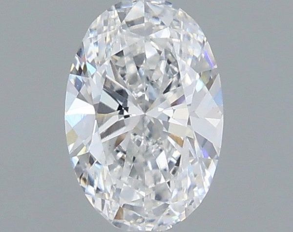 Oval Lab-Grown Diamond image