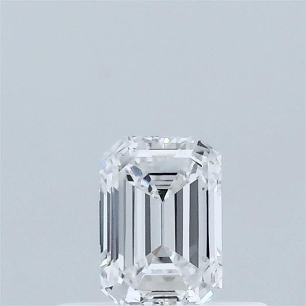 Emerald Lab-Grown Diamond image