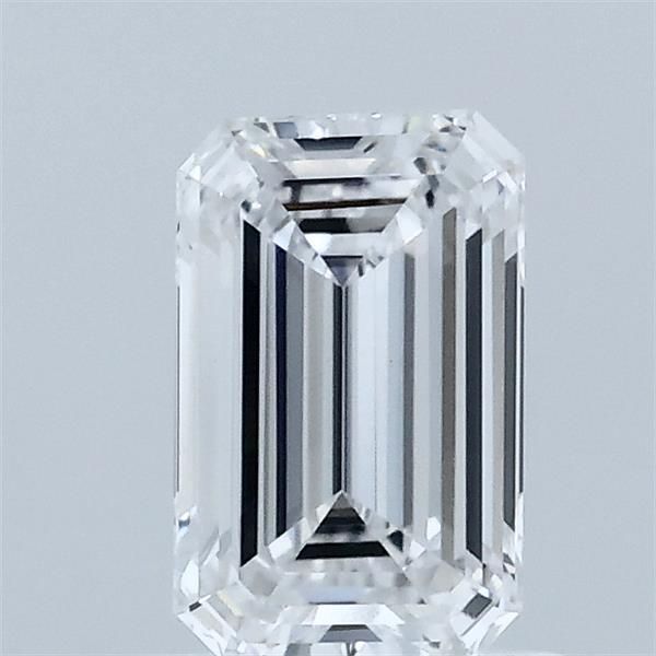 Emerald Lab-Grown Diamond image
