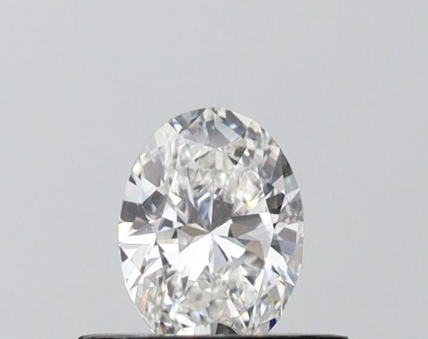 Oval Lab-Grown Diamond image