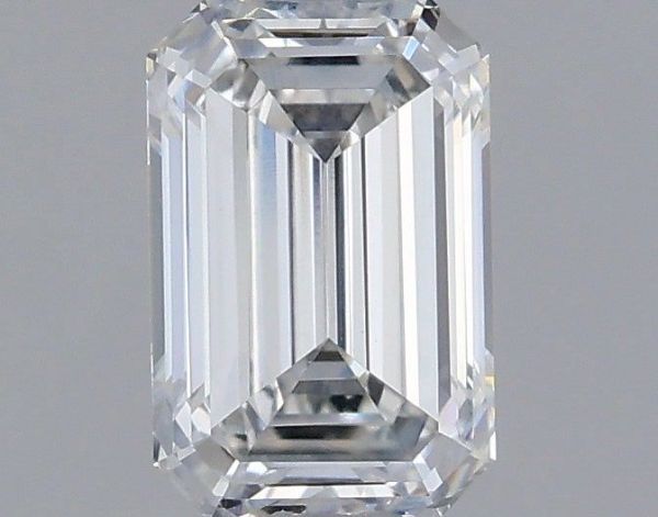 Emerald Lab-Grown Diamond image