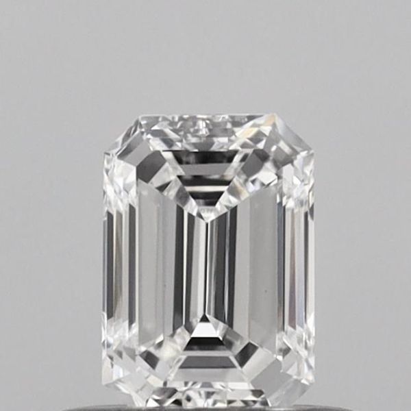 Emerald Lab-Grown Diamond image