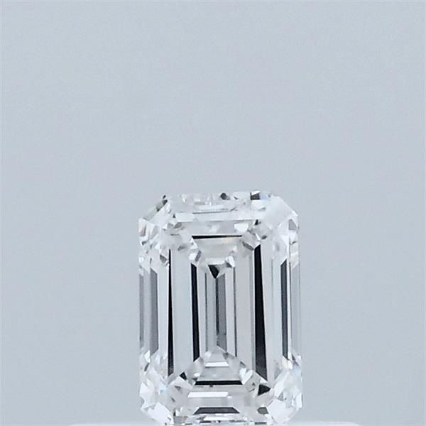 Emerald Lab-Grown Diamond image