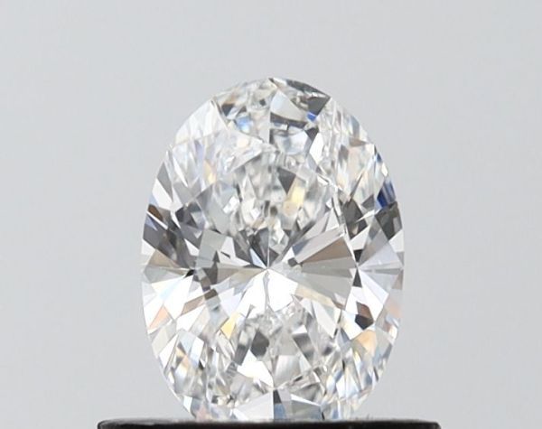 Oval Lab-Grown Diamond image