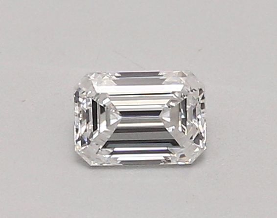Emerald Lab-Grown Diamond image