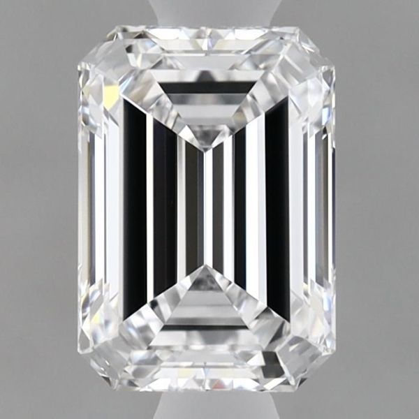 Emerald Lab-Grown Diamond image