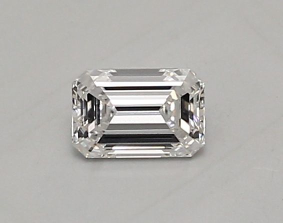 Emerald Lab-Grown Diamond image