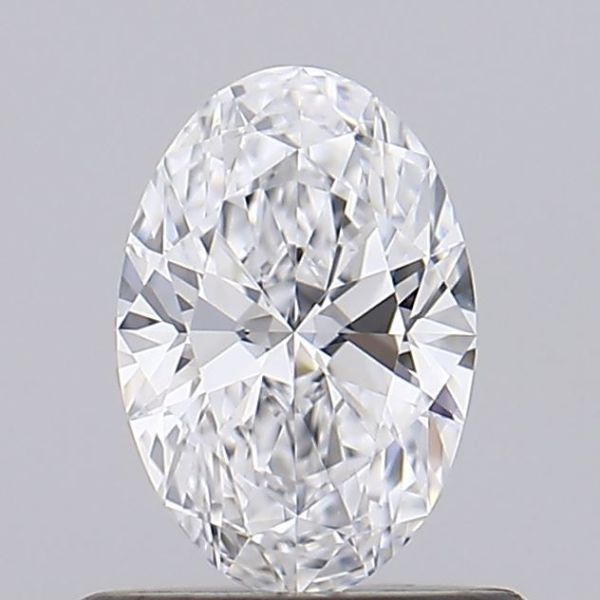 Oval Lab-Grown Diamond image