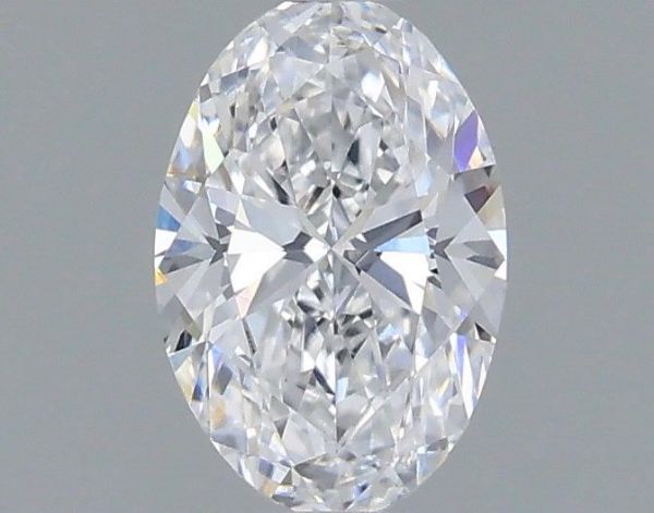 Oval Lab-Grown Diamond image